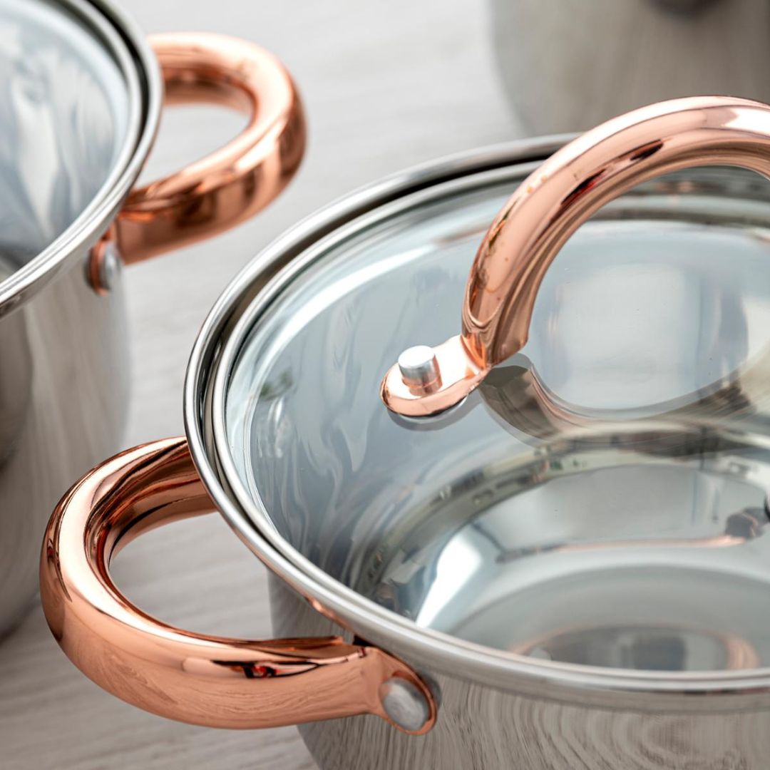 Batería de Cocina de Acero – Resistencia, Elegancia y Alto Rendimiento