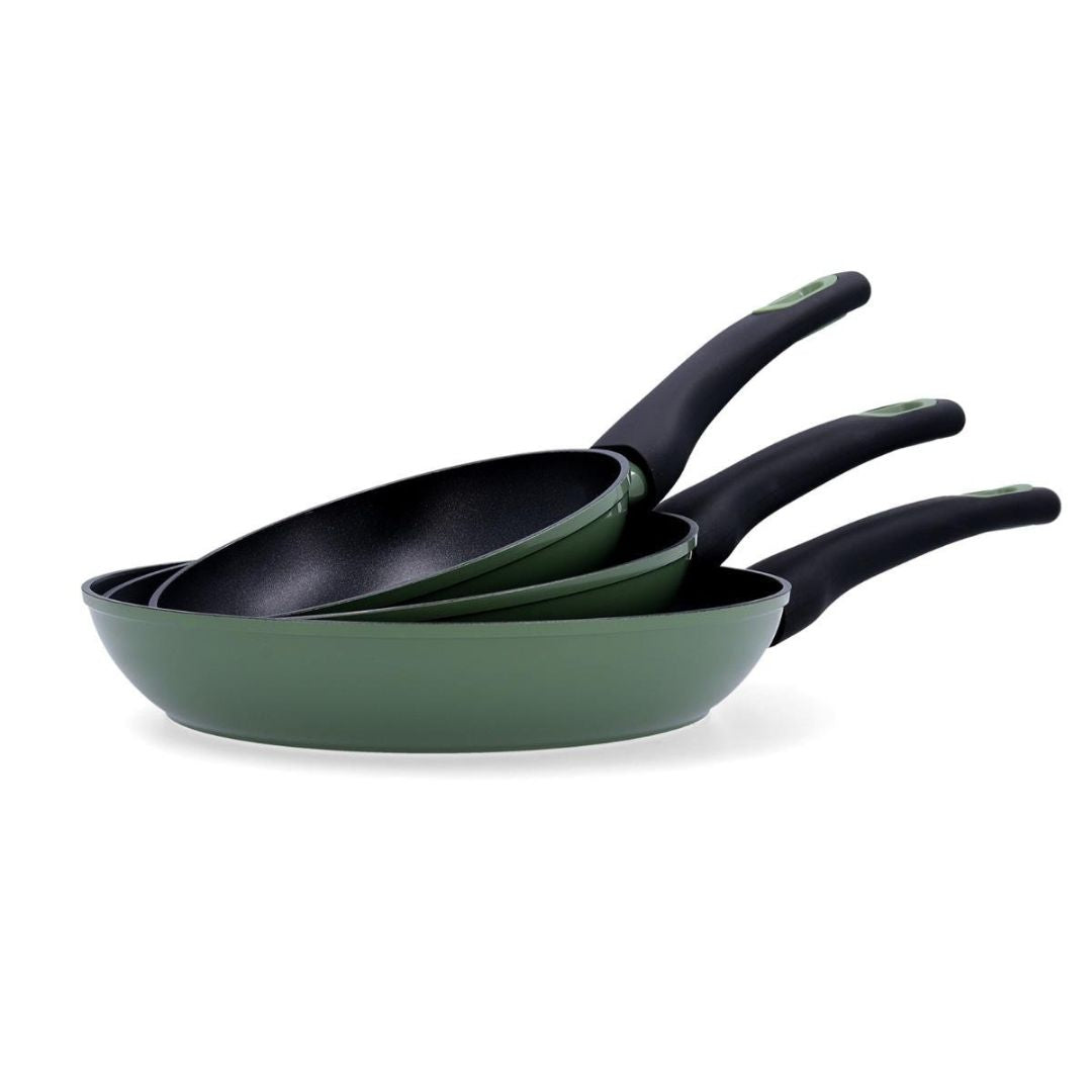 Set de 3 Sartenes Antiadherentes – Comodidad y Precisión en tu Cocina
