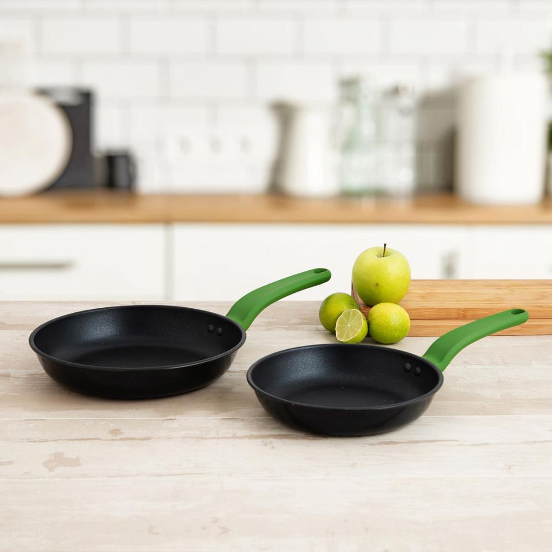 Set de 2 Sartenes Antiadherentes – Comodidad y Eficiencia en Cada Plato